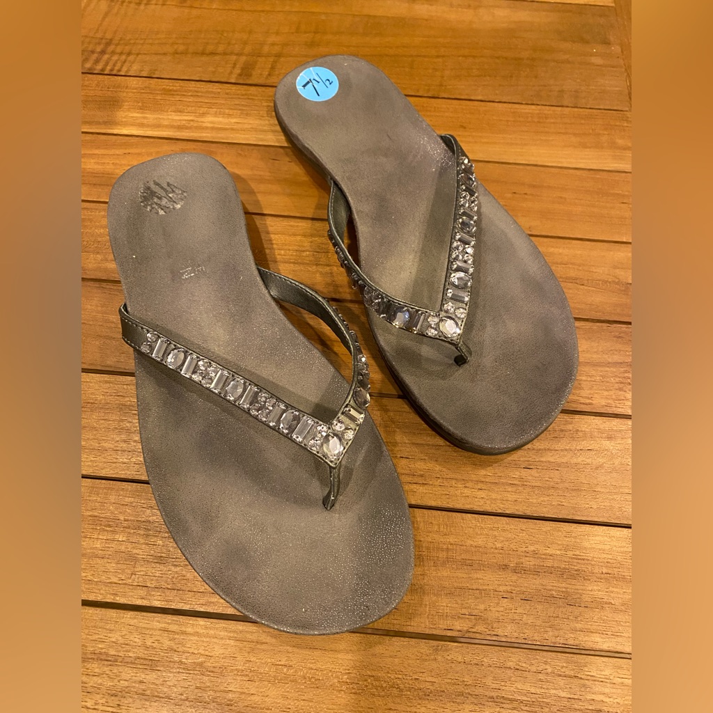 Kenneth Cole Reaction Rhinestone Sandals